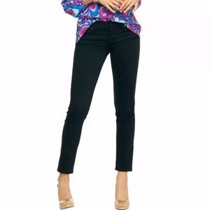 EUC - Lilly Pulitzer - Worth Skinny pants - Size 6 Black